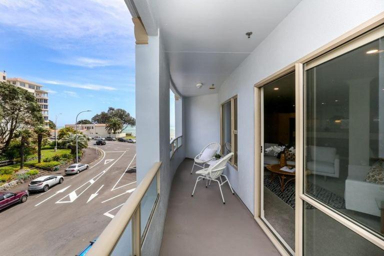 West End Precinct 2 Bedroom Apartment Close To Walkway And Ocean New Plymouth Bagian luar foto