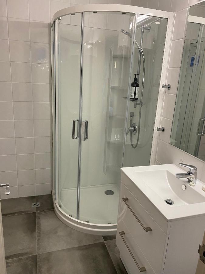 West End Precinct 2 Bedroom Apartment Close To Walkway And Ocean New Plymouth Bagian luar foto